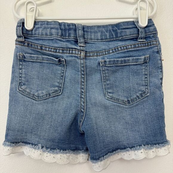 Cat & Jack Shorts with Eyelet Detail on Hem size S(6/6x) - Picture 2 of 5